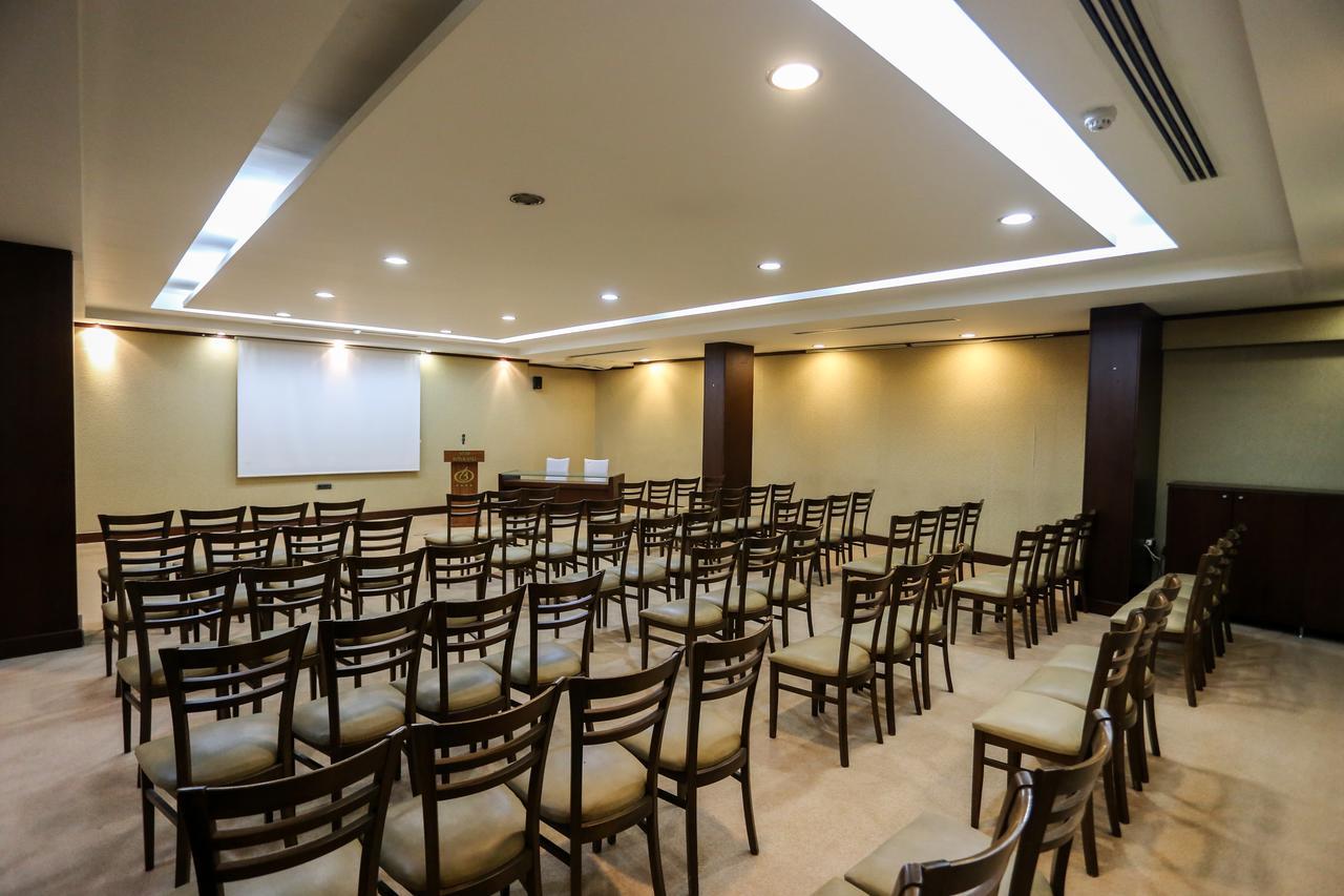 Sivas Bueyuek Hotel المظهر الخارجي الصورة