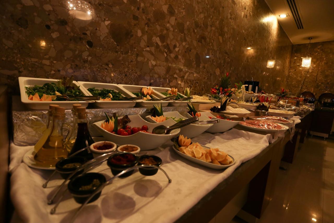 Sivas Bueyuek Hotel المظهر الخارجي الصورة